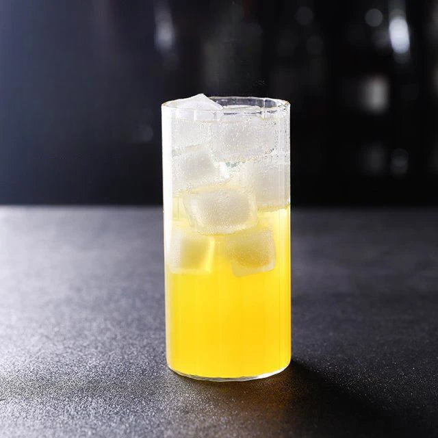 Moderna Cocktailglas i Glas